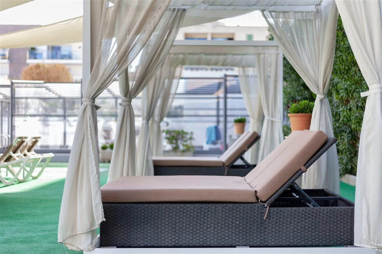 Hotel Amoros Cala Ratjada  3*, Cala Ratjada (Mallorca)